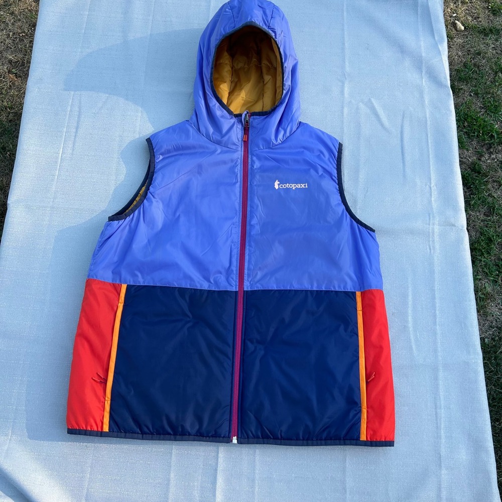 Cotopaxi Women Teca Calido Hooded Insulated Vest XL Blue Red Colorblock Gorpcore